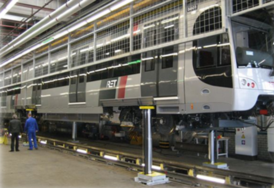 jab004 man, car, car wallpapers, repair, car repair, car workshop, repair shop, repairs, garage, mechanic, vw beetle, volkswagen, beetle, automotive, workshop, tools, supplies, monochrome, black and white